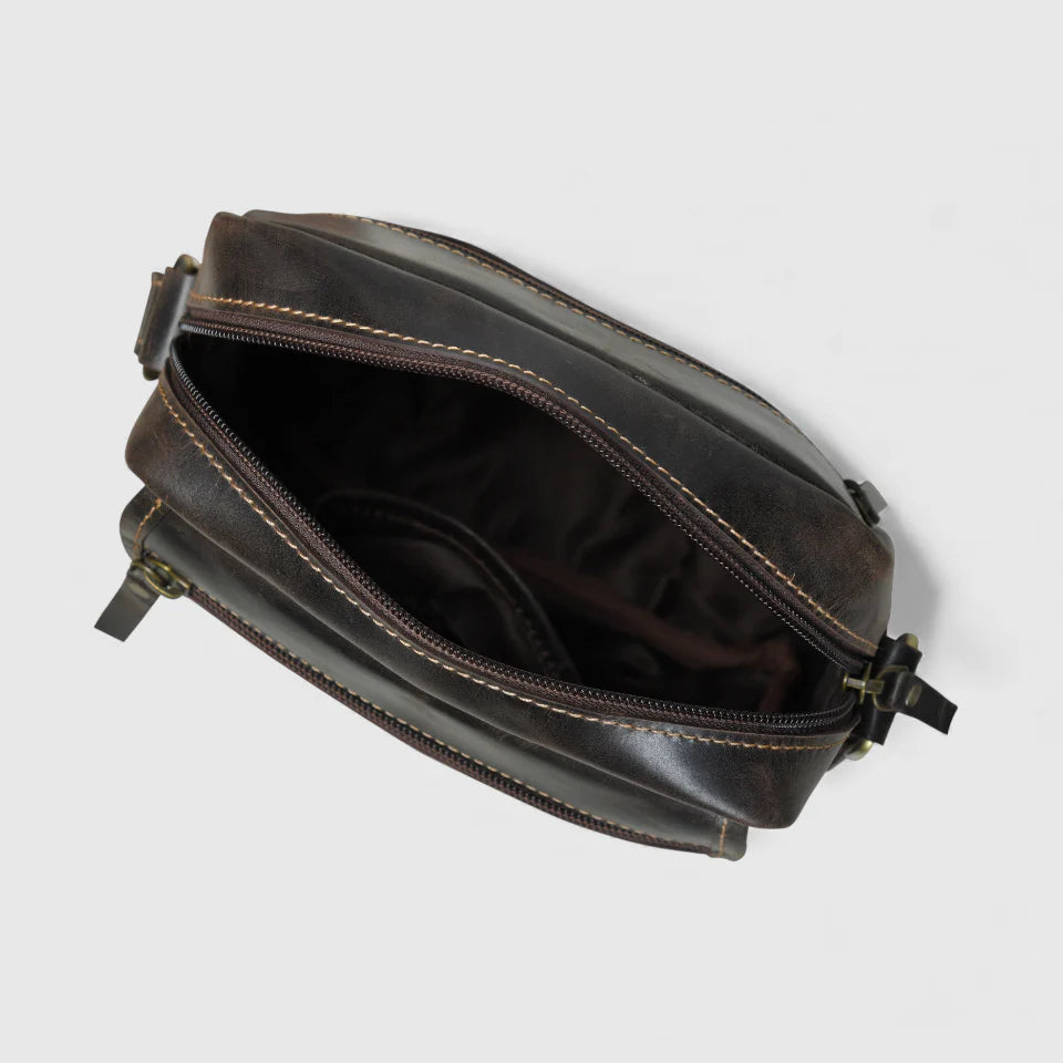 Explorer Vintage Leather Sling Bag - Espresso brown