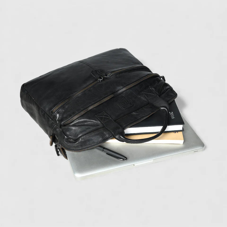 Voyager Vintage Leather Laptop Bag - Black Colour