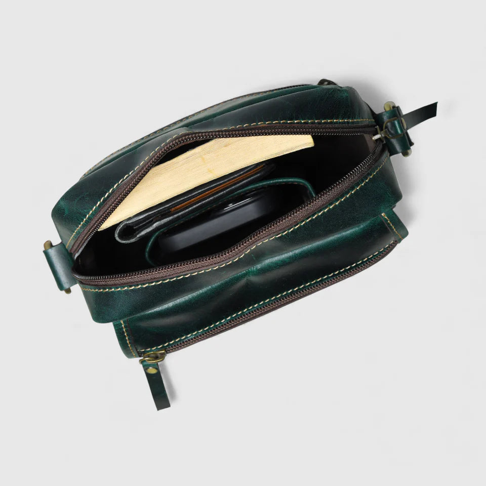 Explorer Vintage Leather Sling Bag - Rich Green
