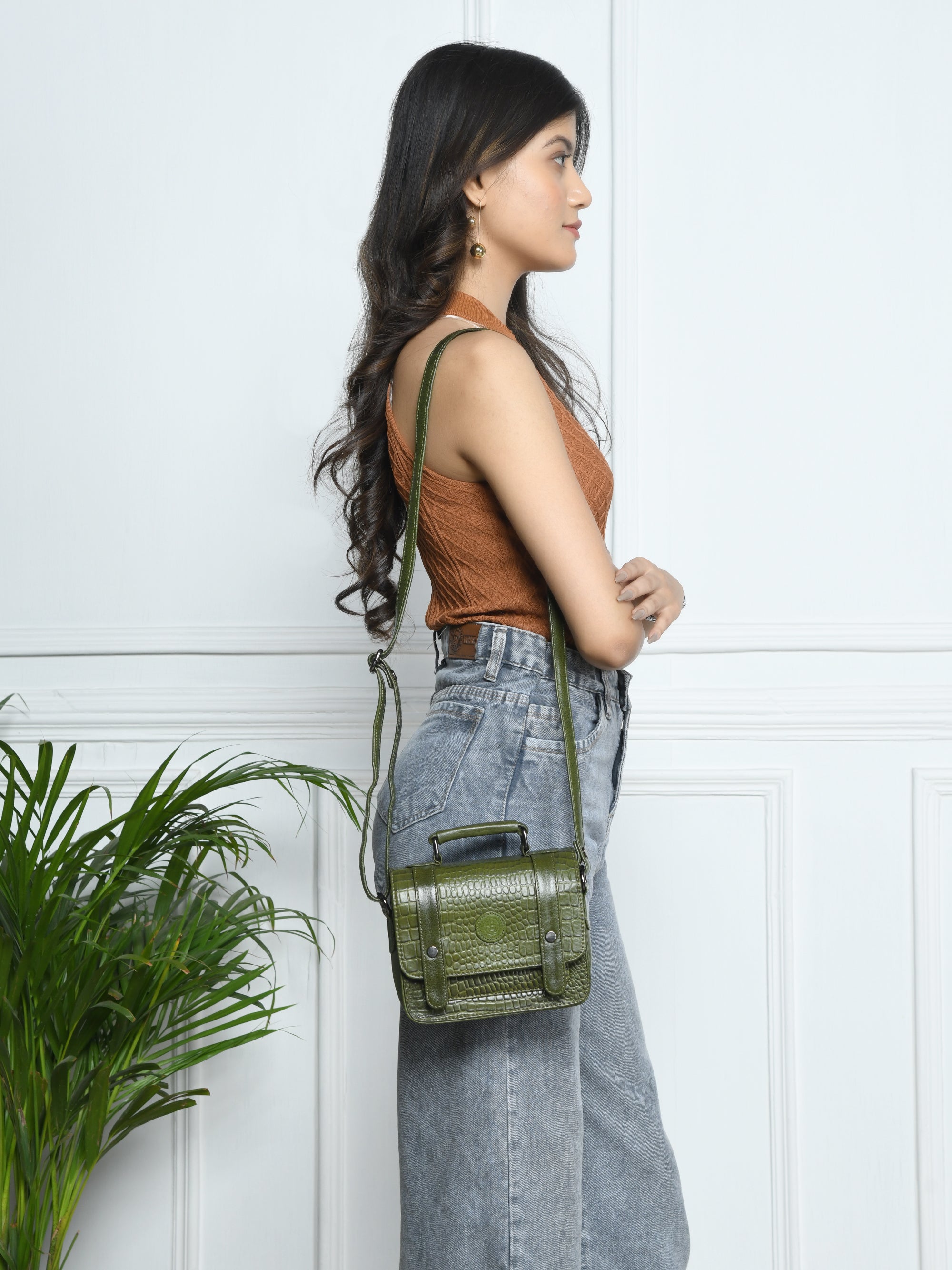 Urban Voyager Leather Belt Bag - Green Colour