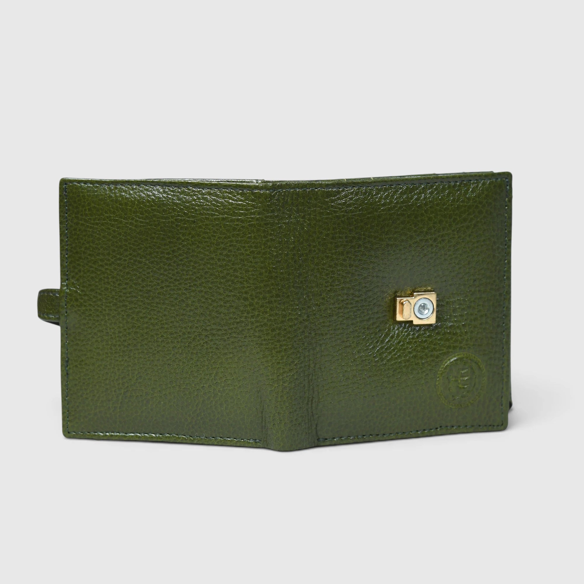 Crest Compact Leather Trifold Wallet – Olive Colour