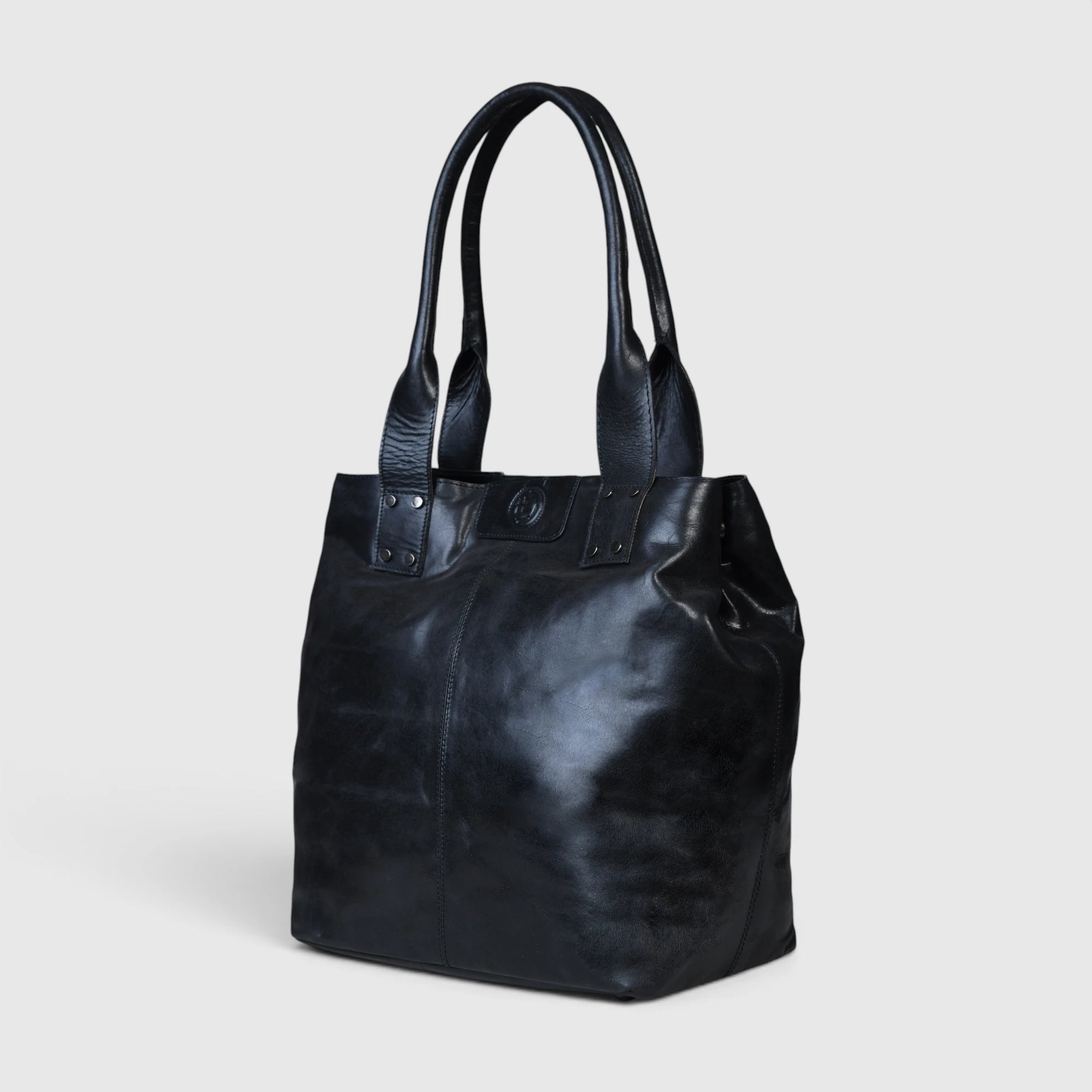 Aurelia Leather Carryall – Onyx Black