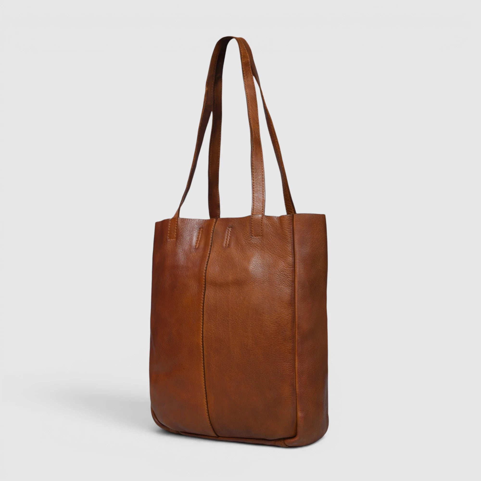 Hestern Midnight Classic Women’s Leather Tote - Tan color