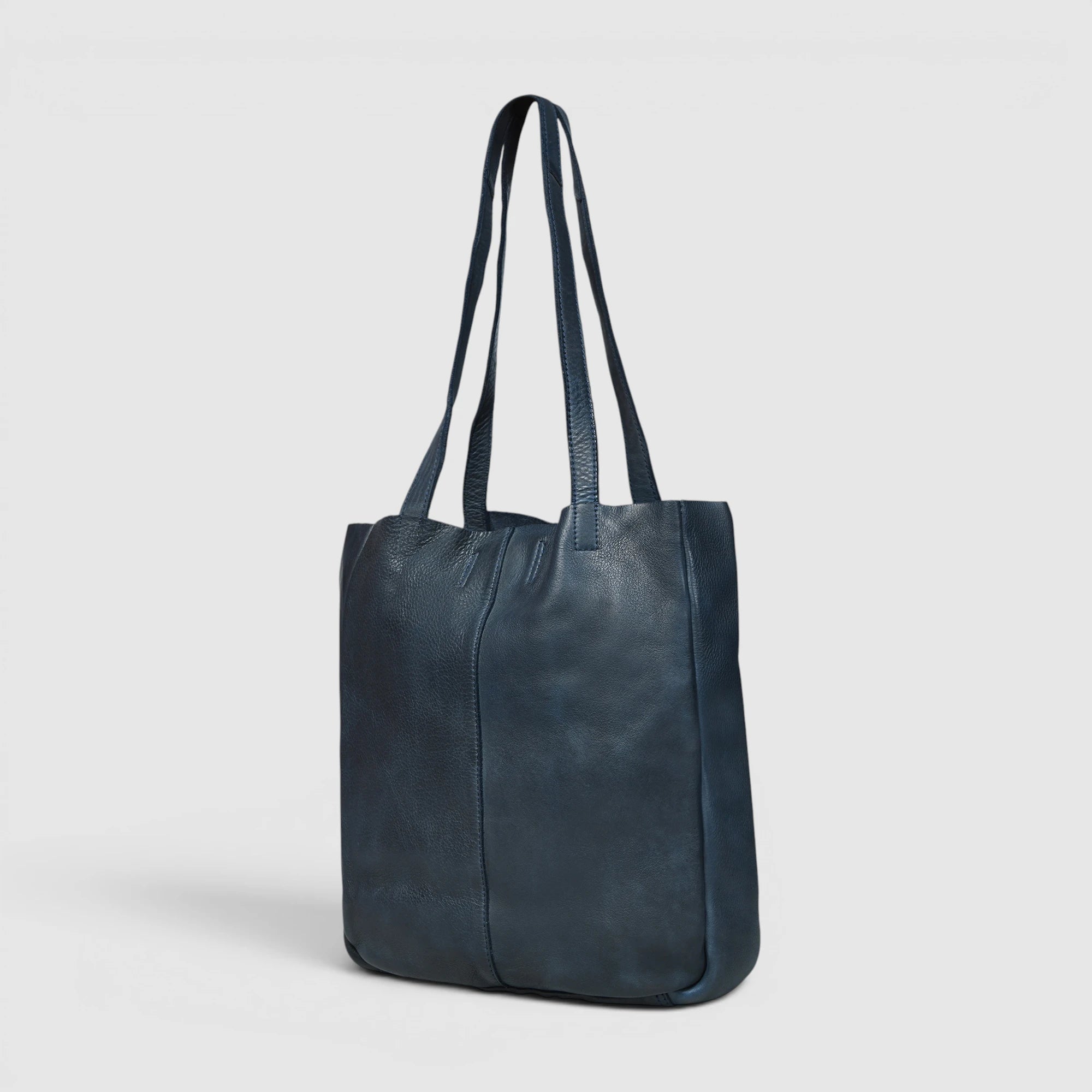 Hestern Midnight Classic Women’s Leather Tote - Navy Blue