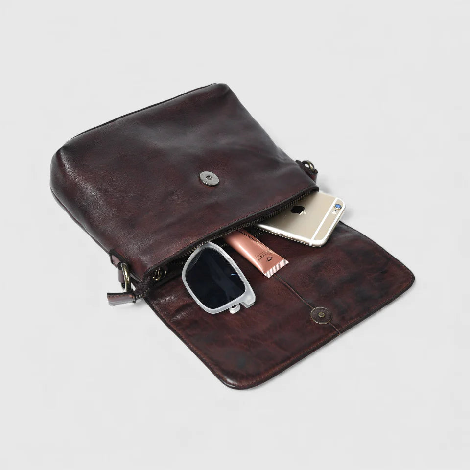 Verdant Crossbody Women's Leather Handbag - Maroon colour