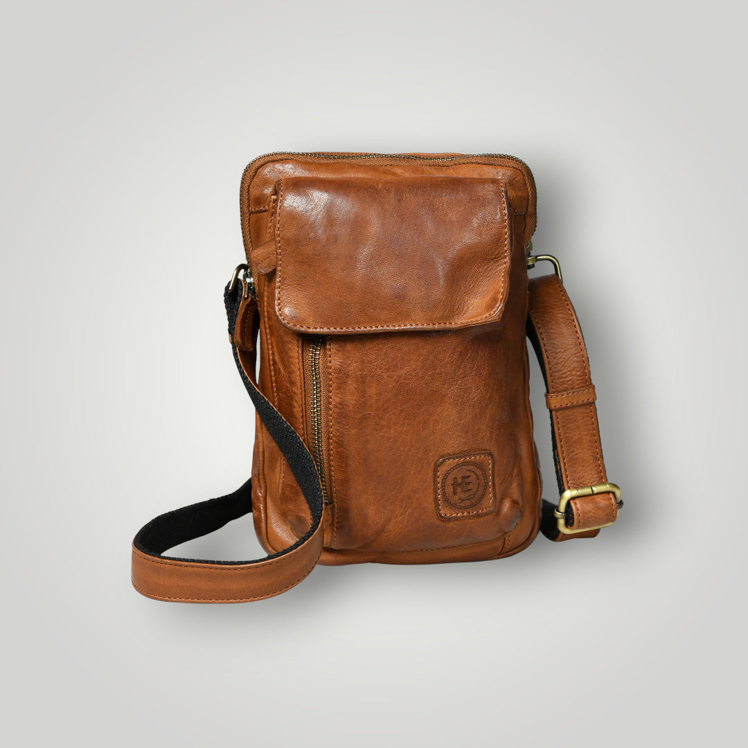 Vintage Explorer Crossbody - Brown Colour