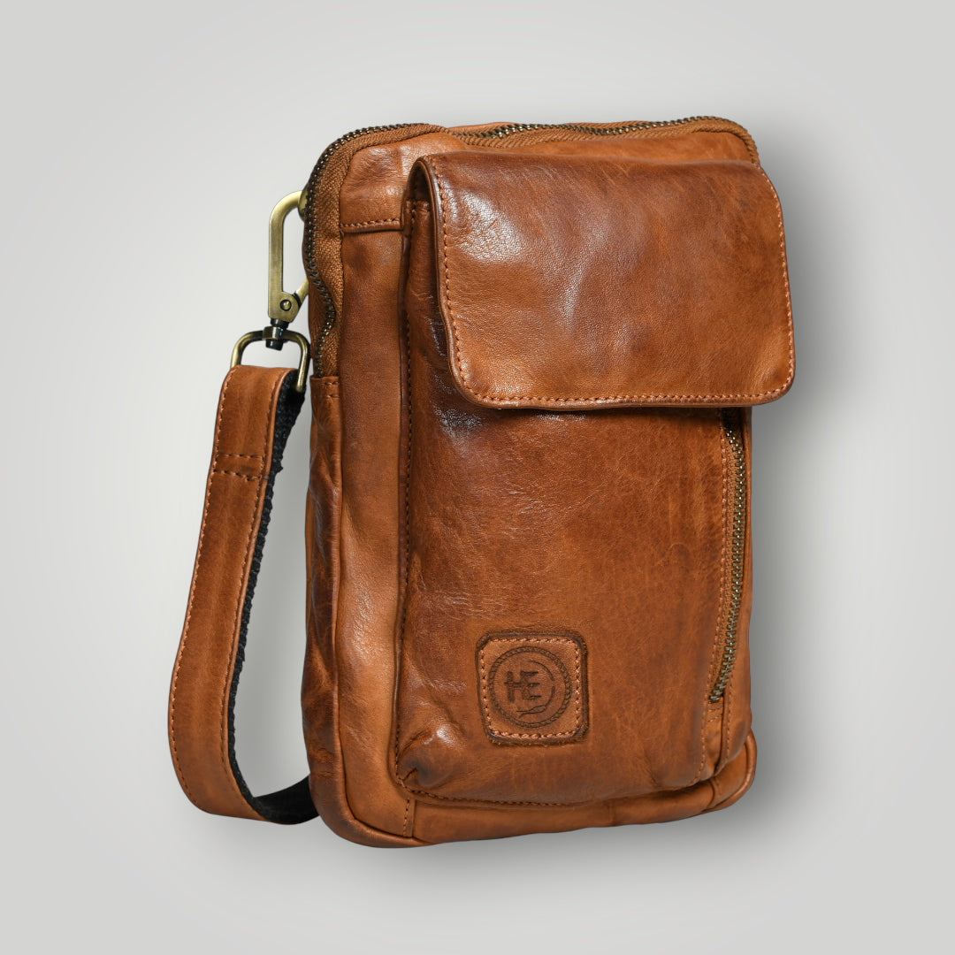 Vintage Explorer Crossbody - Brown Colour
