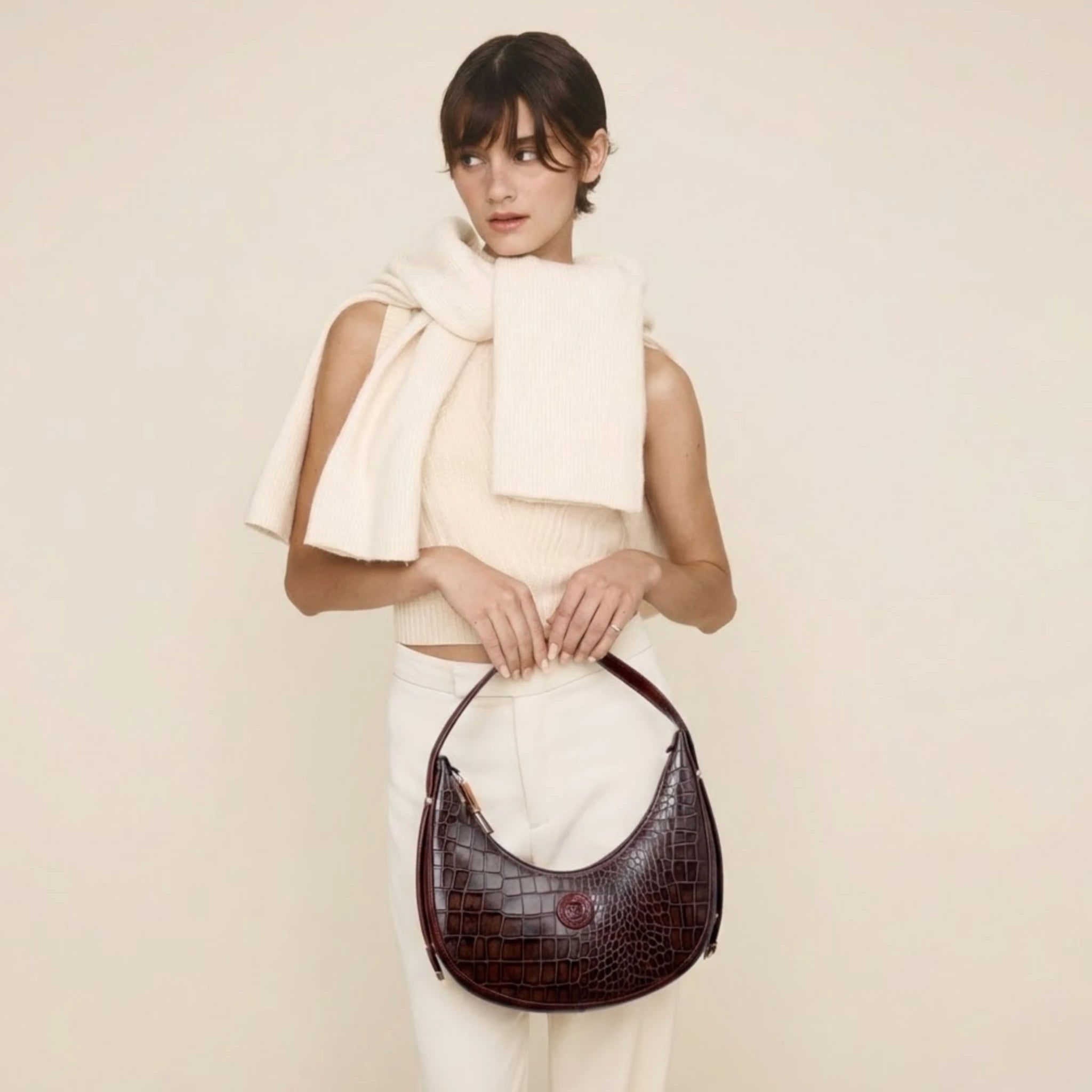 Noir Croco Vintage Crescent Shoulder Bag - Maroon colour