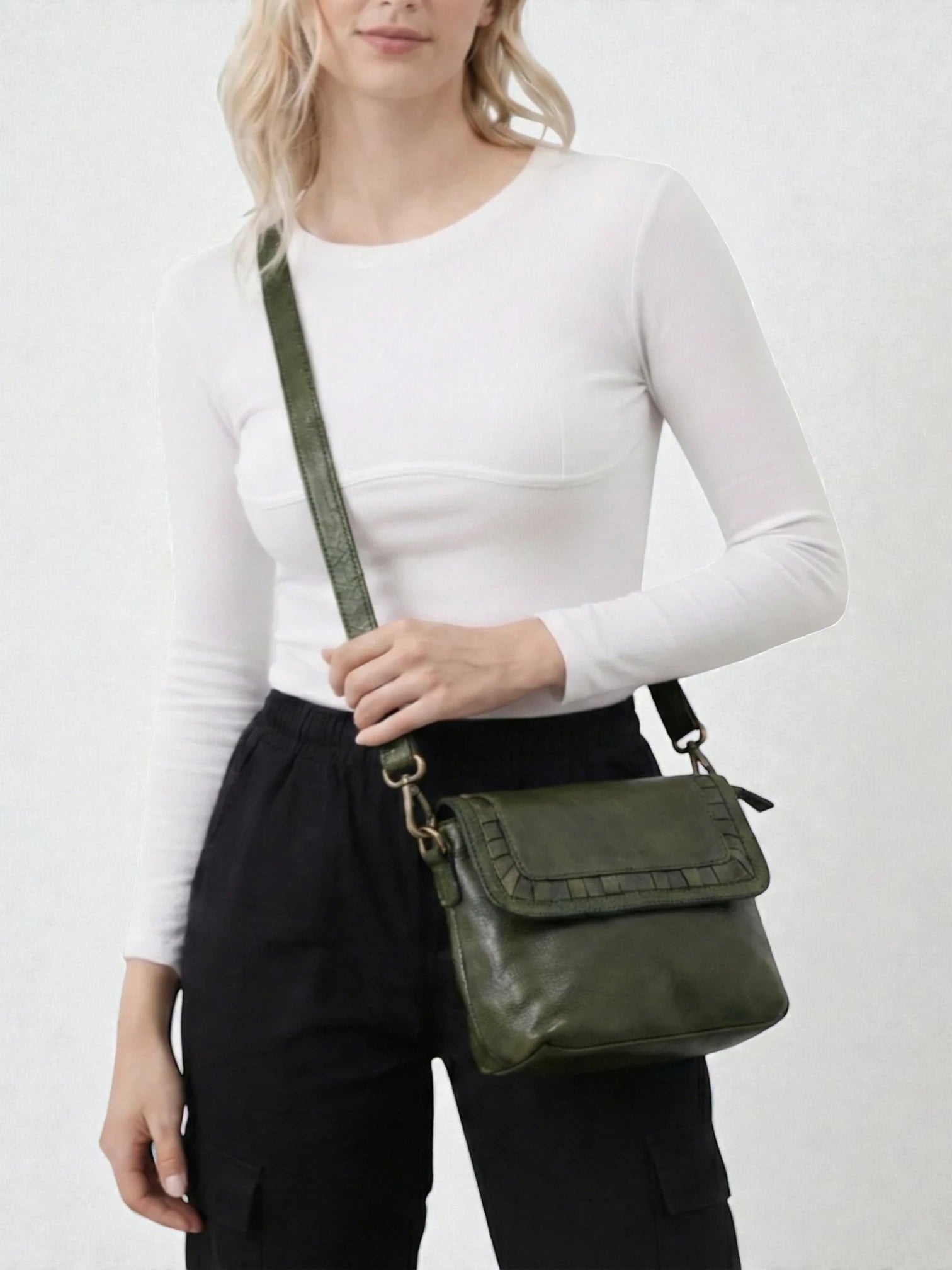 Verdant Crossbody Women's Leather Handbag - Olive Colour