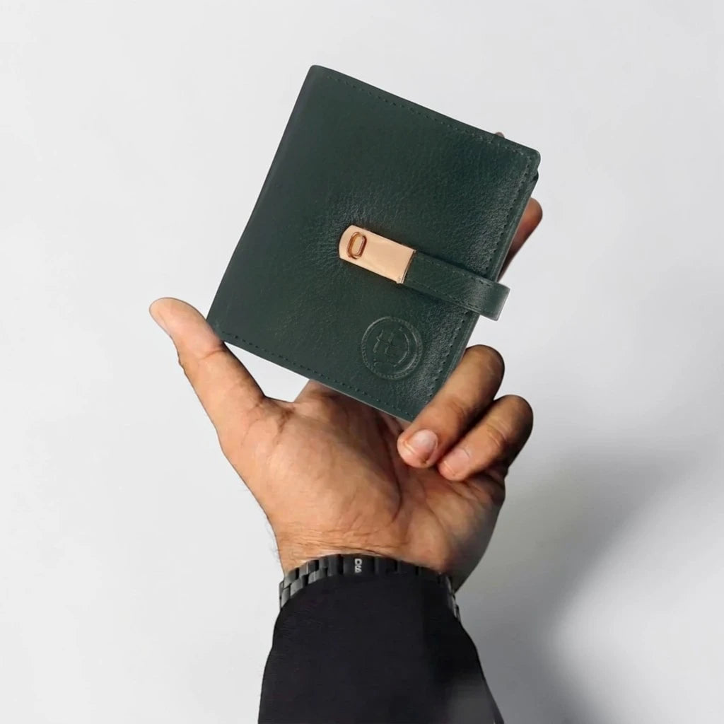 Crest Compact Leather Trifold Wallet – Rich Green